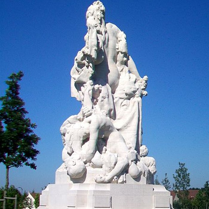 Photo de Monument de la Liberté éplorée à Meaux