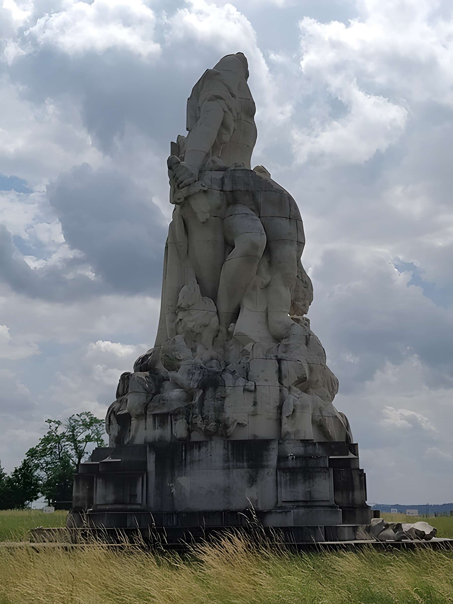 Monument de la Liberté éplorée à Meaux