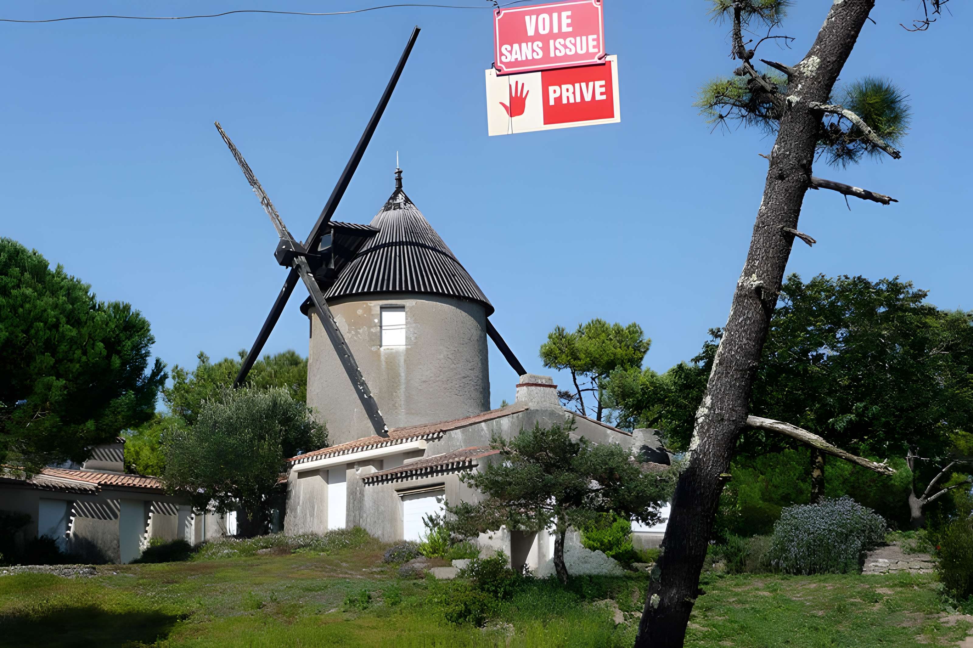 Moulin à vent de la Fosse à Barbâtre 