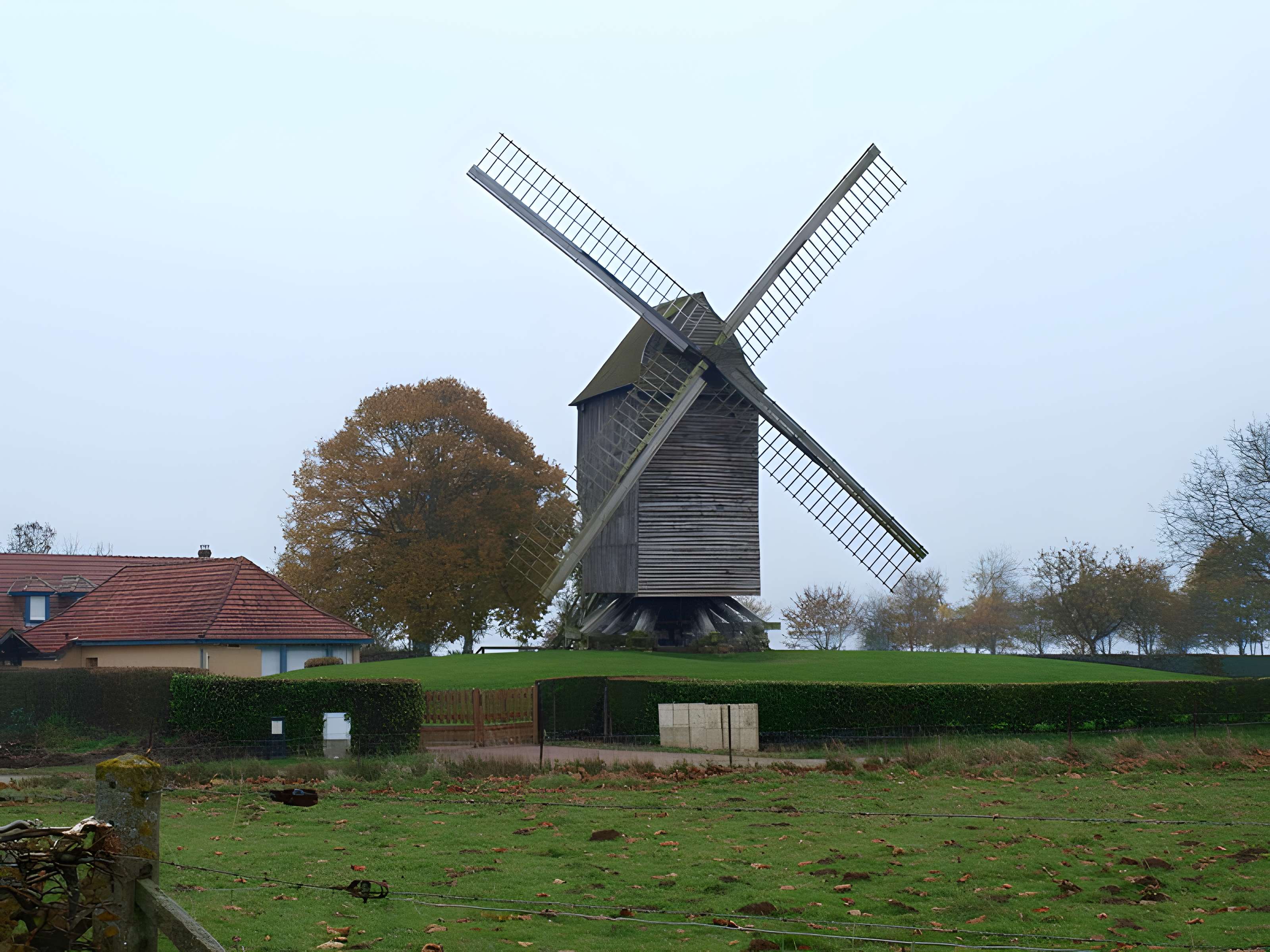 Moulin à vent de Saint-Maxent