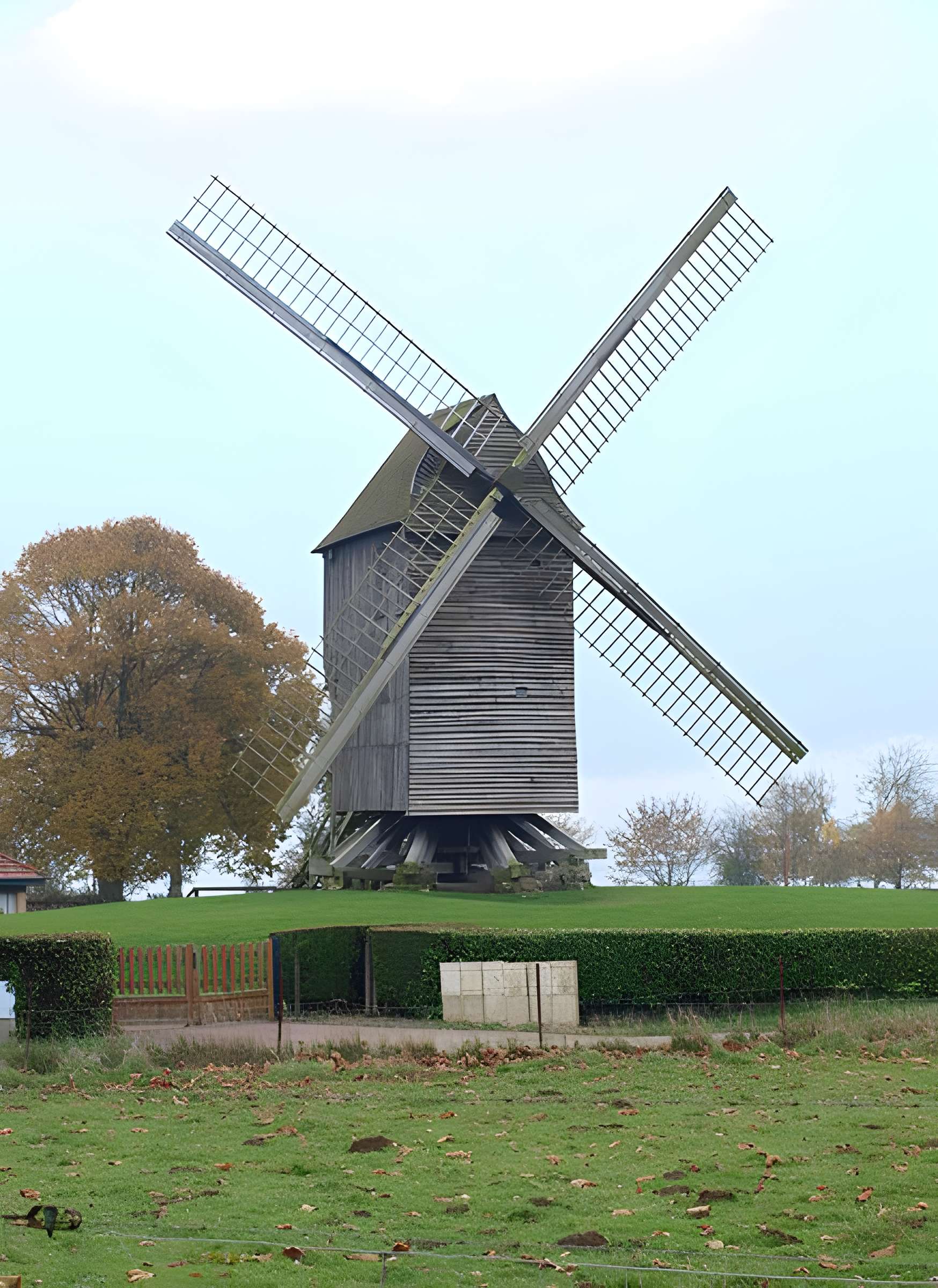 Moulin à vent de Saint-Maxent