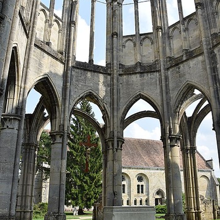 Photo de Abbaye dOurscamp
