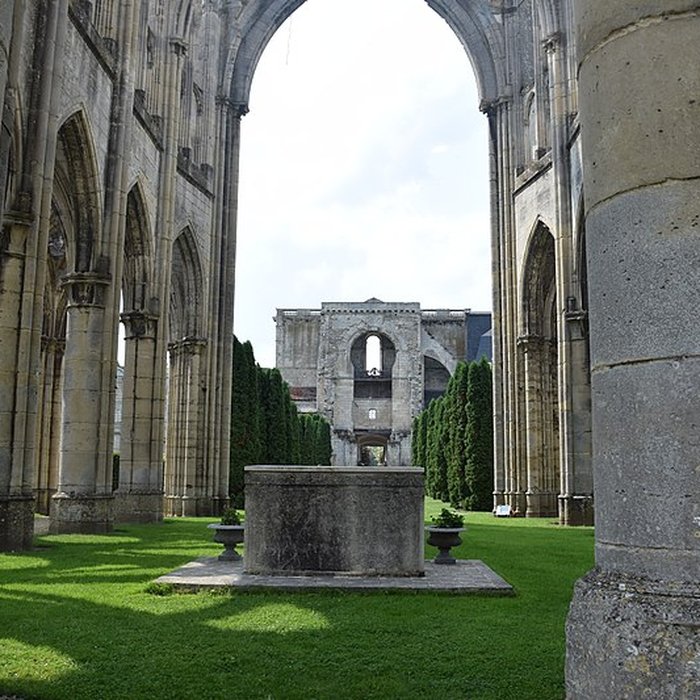 Photo de Abbaye dOurscamp