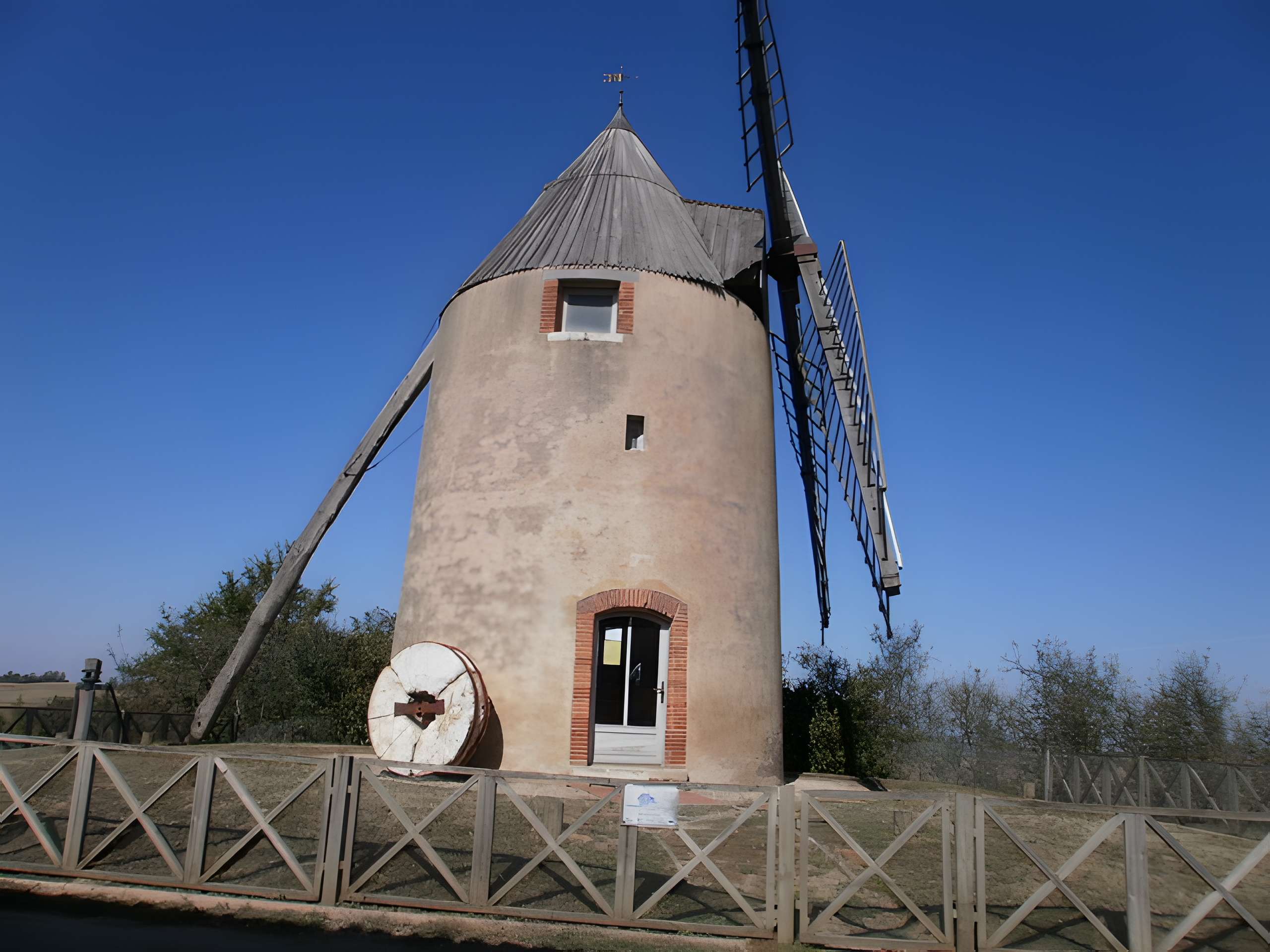 Moulin à vent de Vignasse à Montbrun-Lauragais