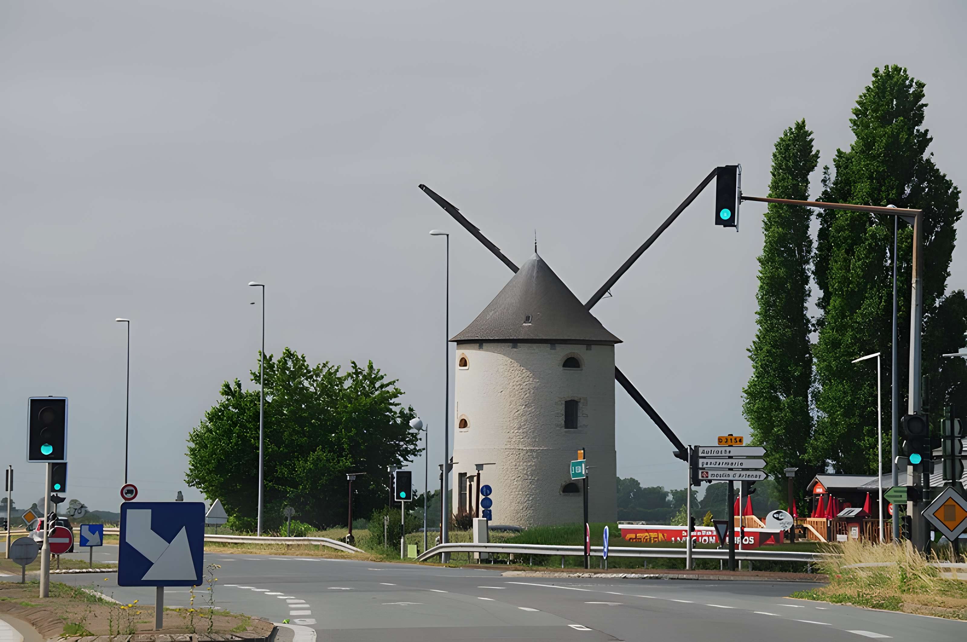 Moulin à vent des Muets à Artenay