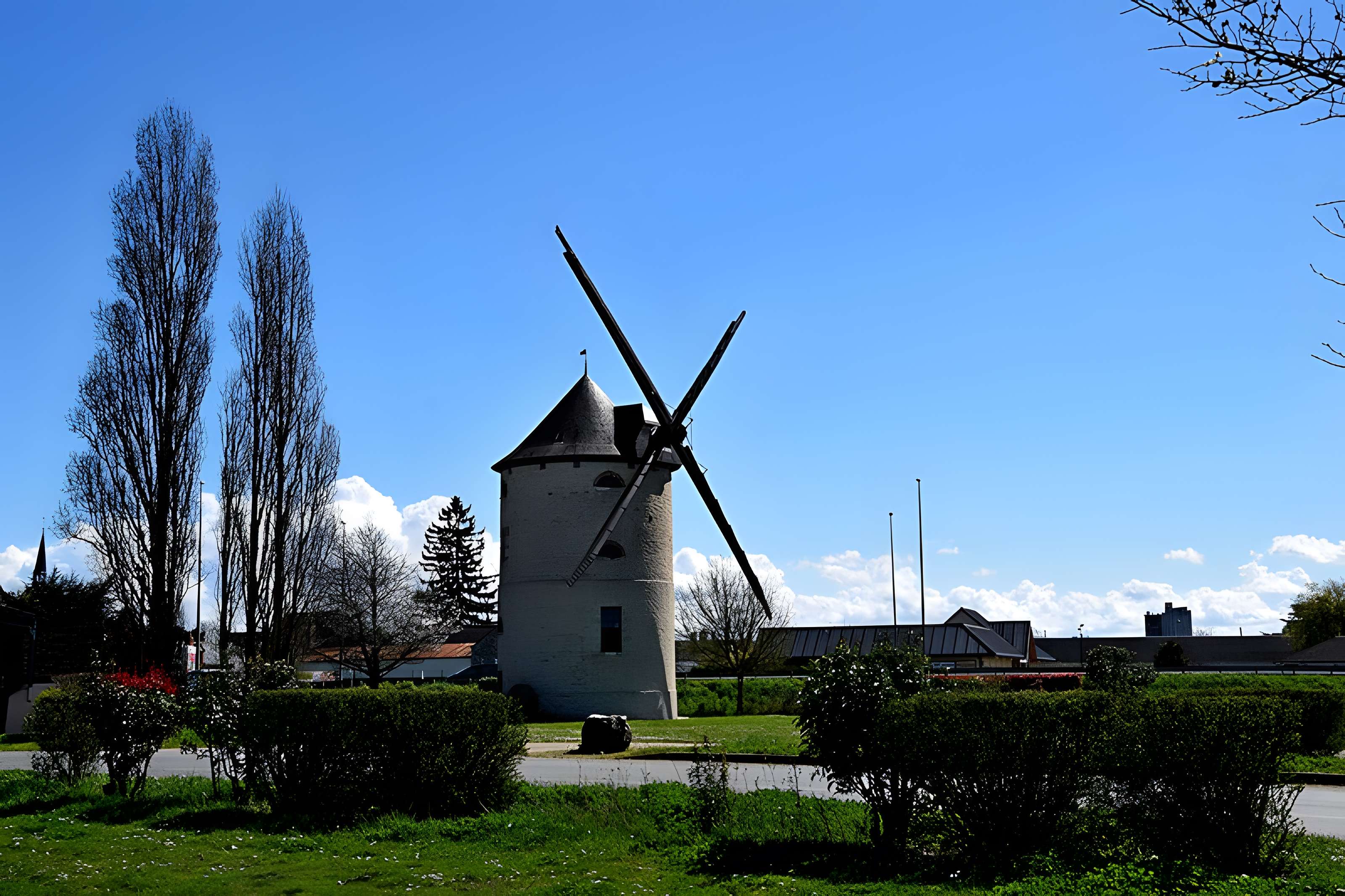 Moulin à vent des Muets à Artenay