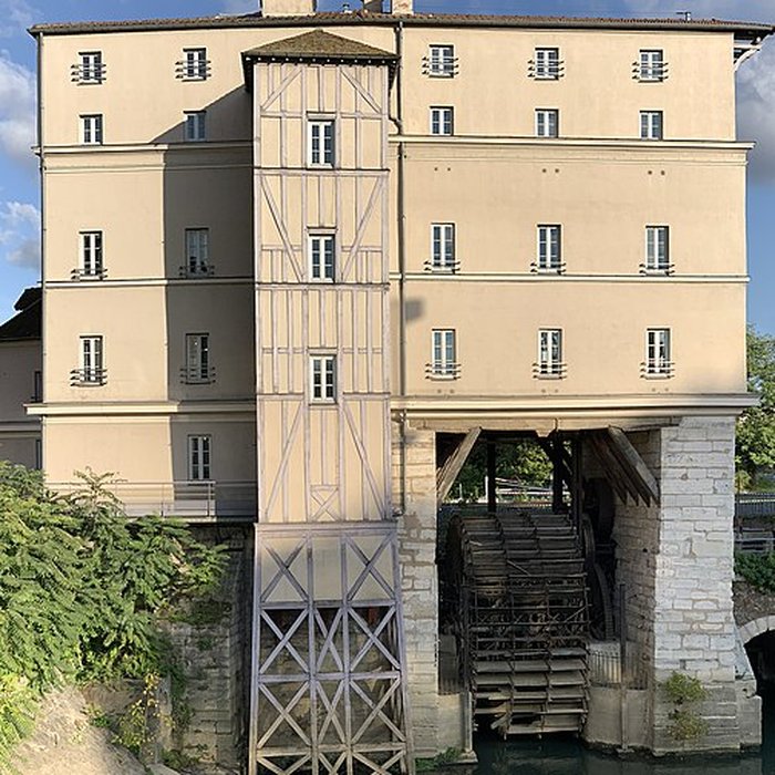 Photo de Moulin de la Chaussée à Saint-Maurice