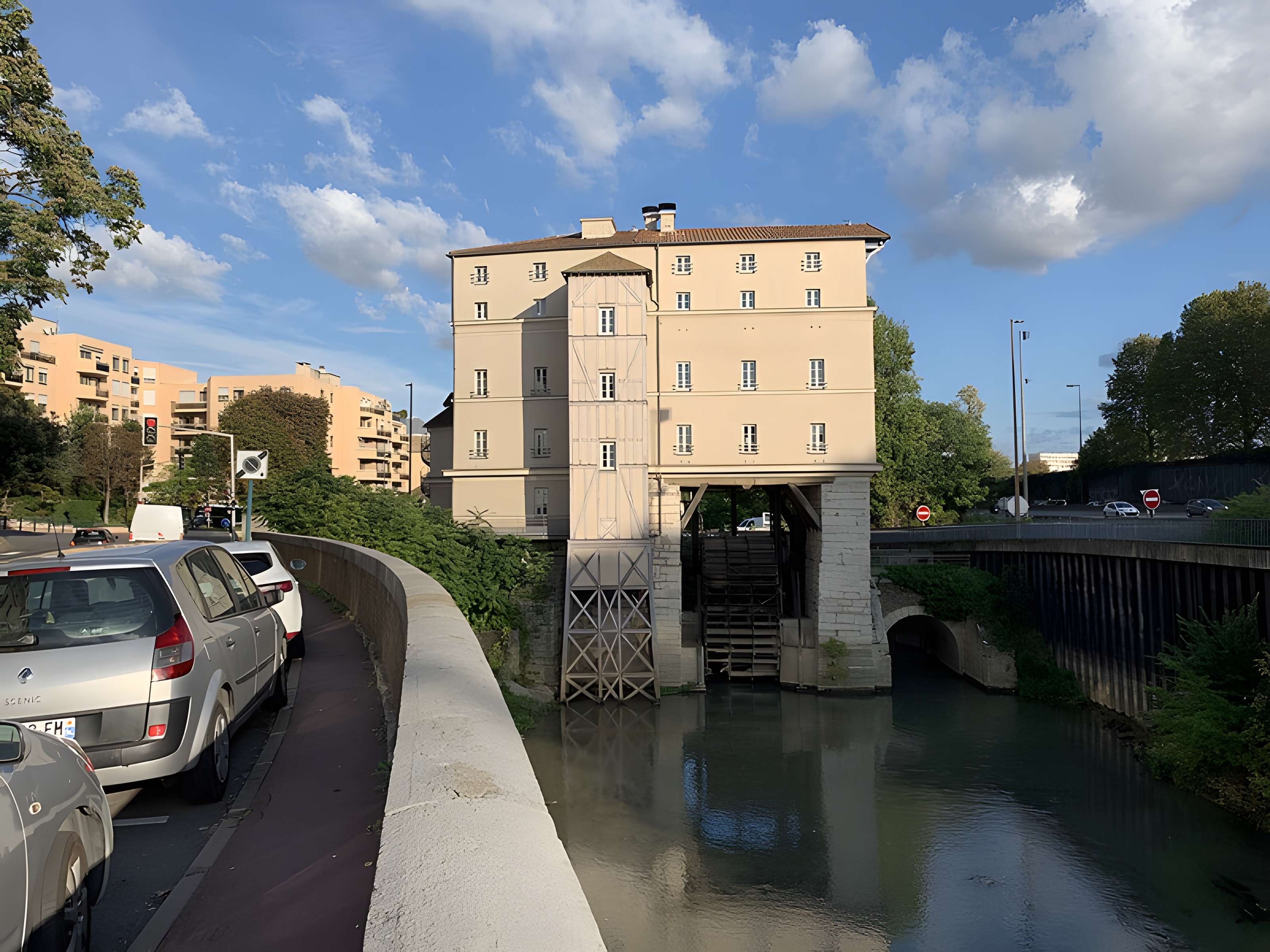 Moulin de la Chaussée à Saint-Maurice