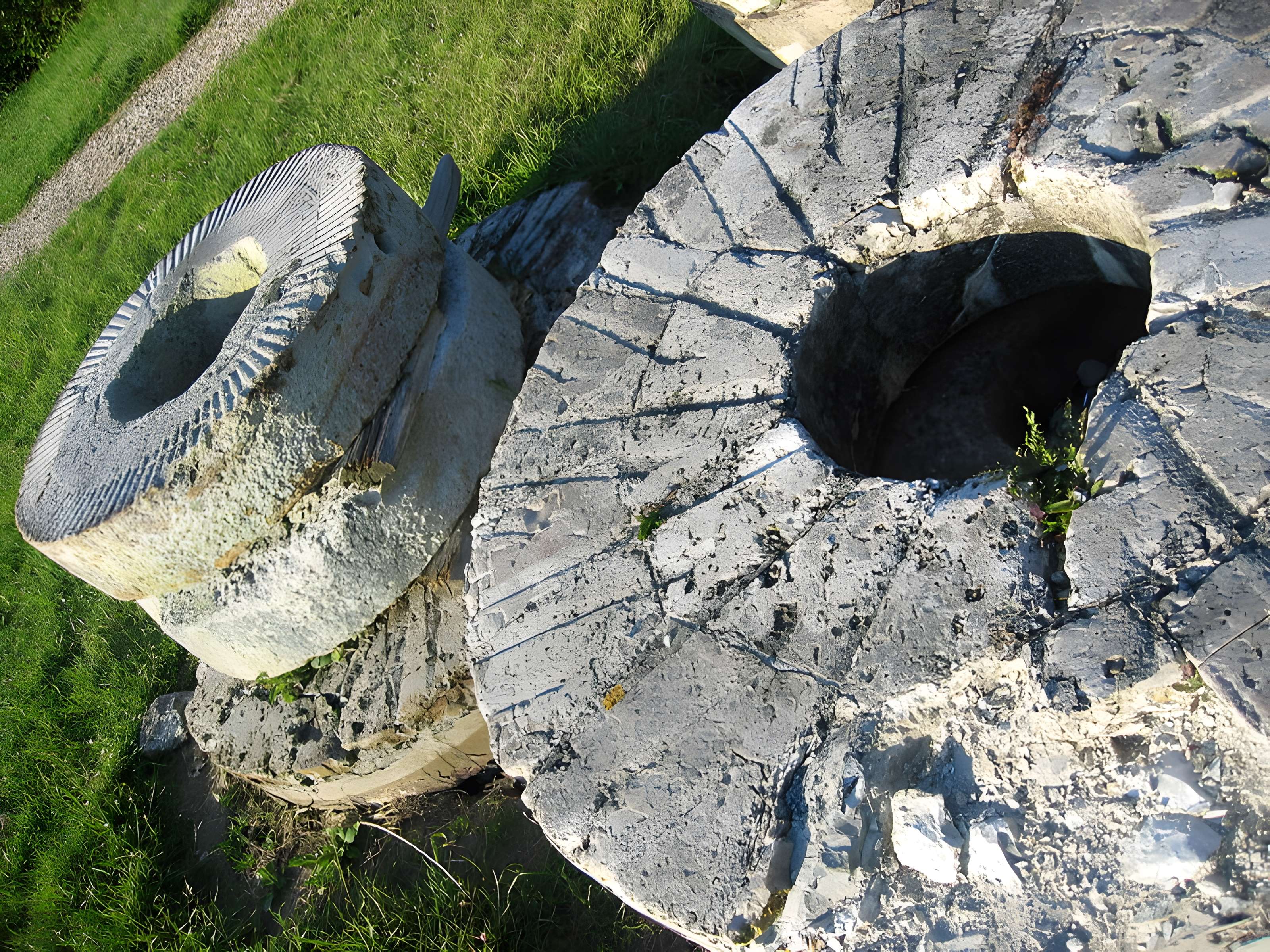 Moulin de Pierre à Hauville