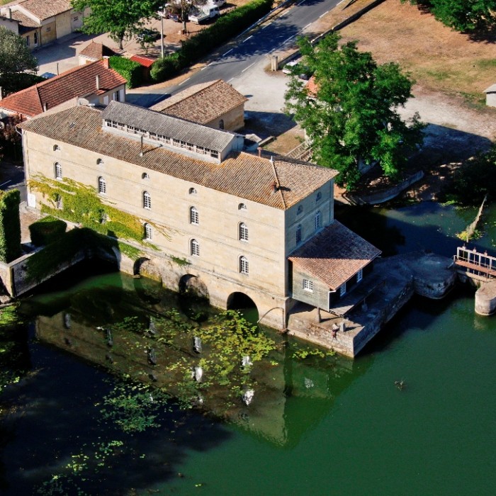 Photo de Moulin du Barrage à Porchères