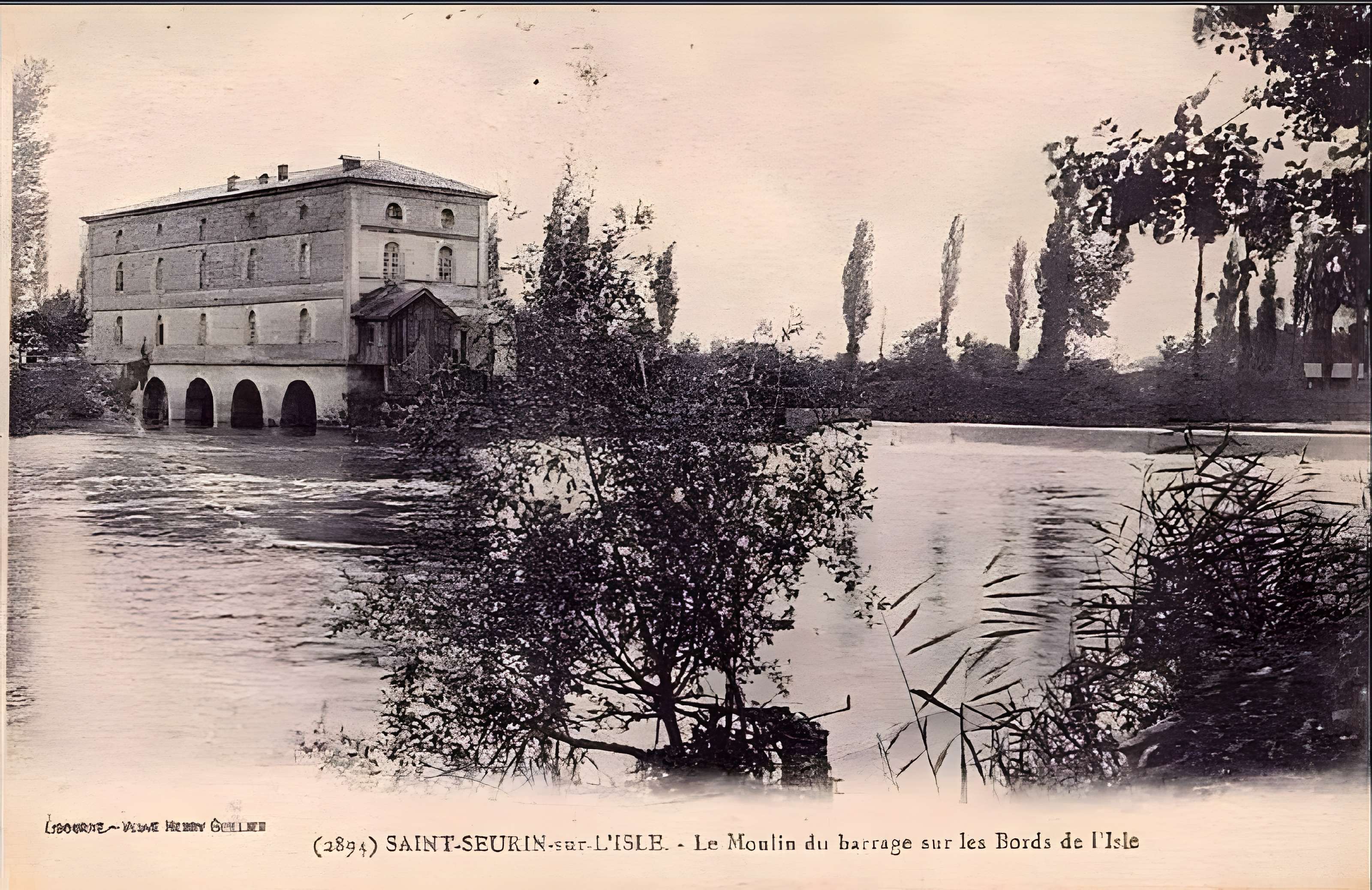 Moulin du Barrage à Porchères