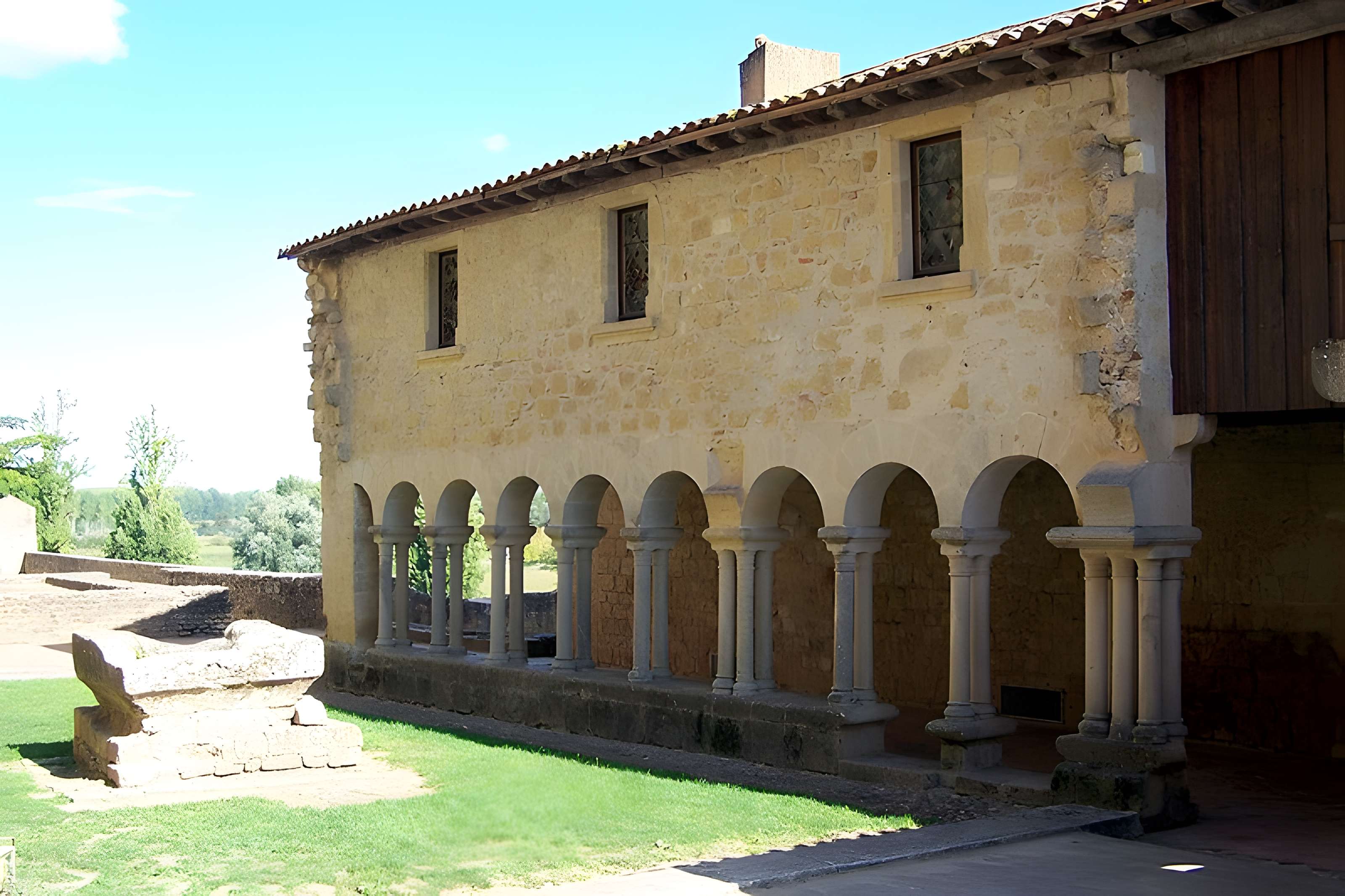 Prieuré de Saint-Macaire