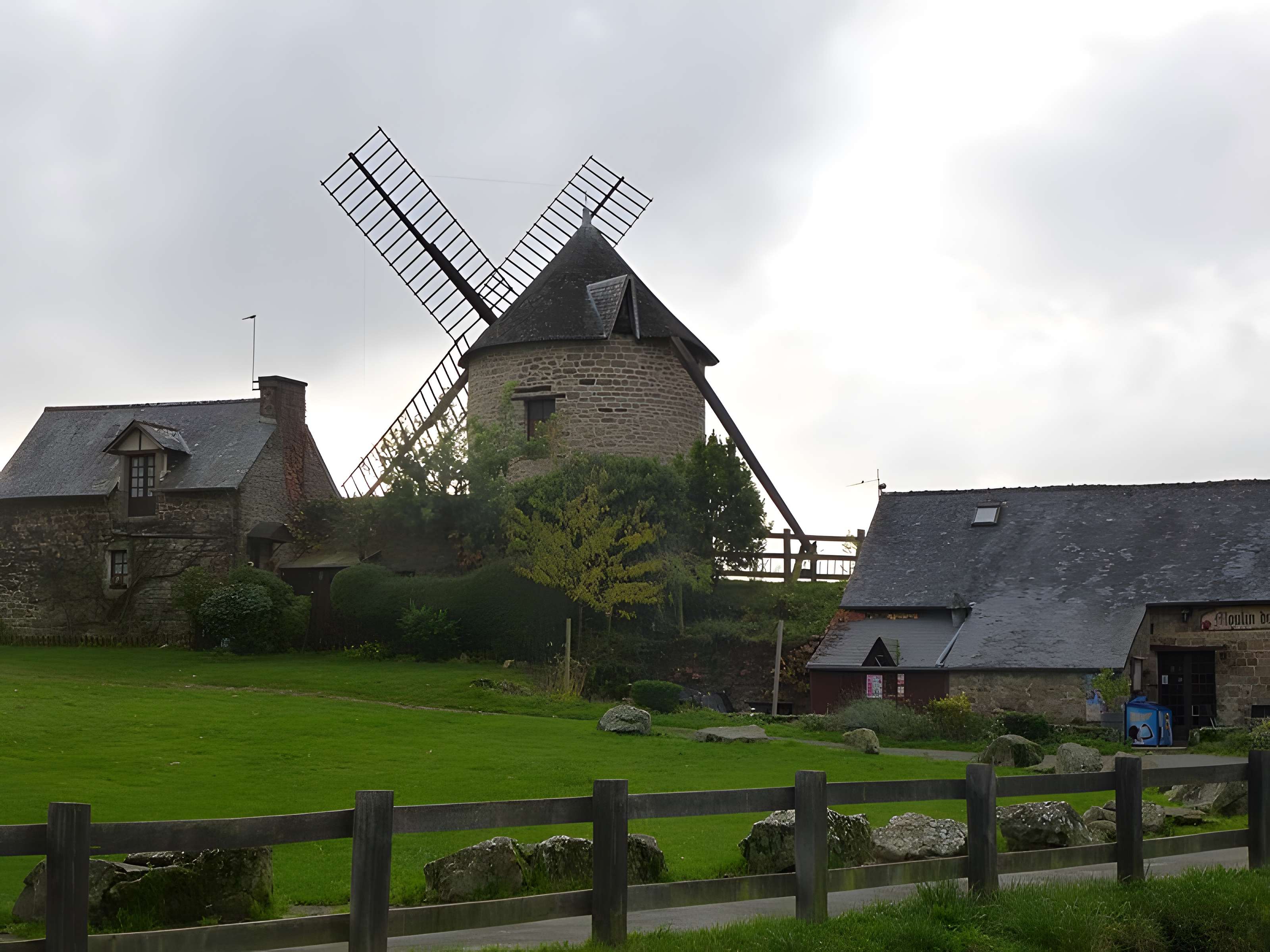 Moulin du Tertre à Mont-Dol