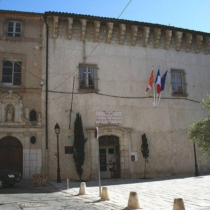 Photo de Palais des Comtes de Provence