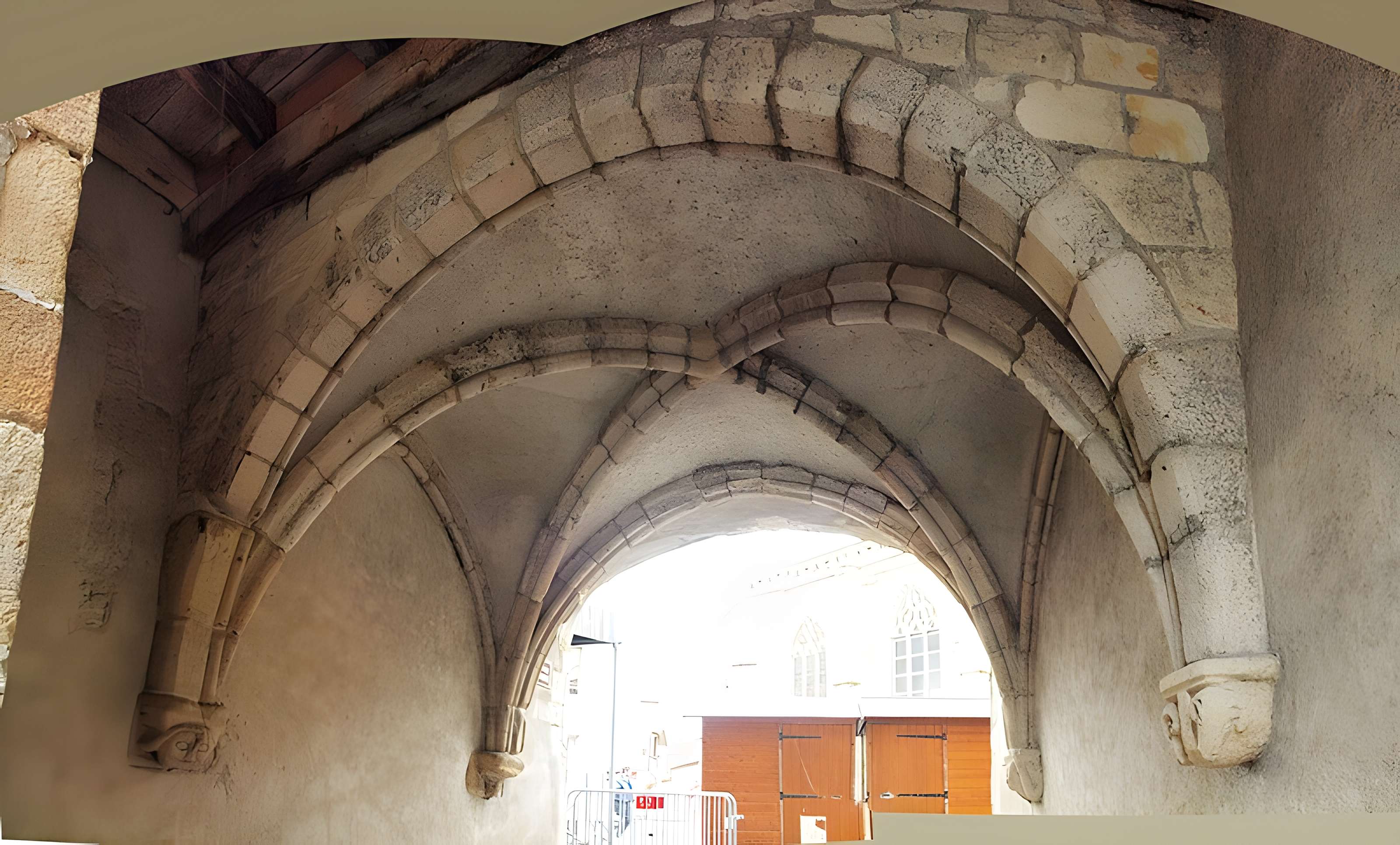 Passage du Doyenné de Montluçon