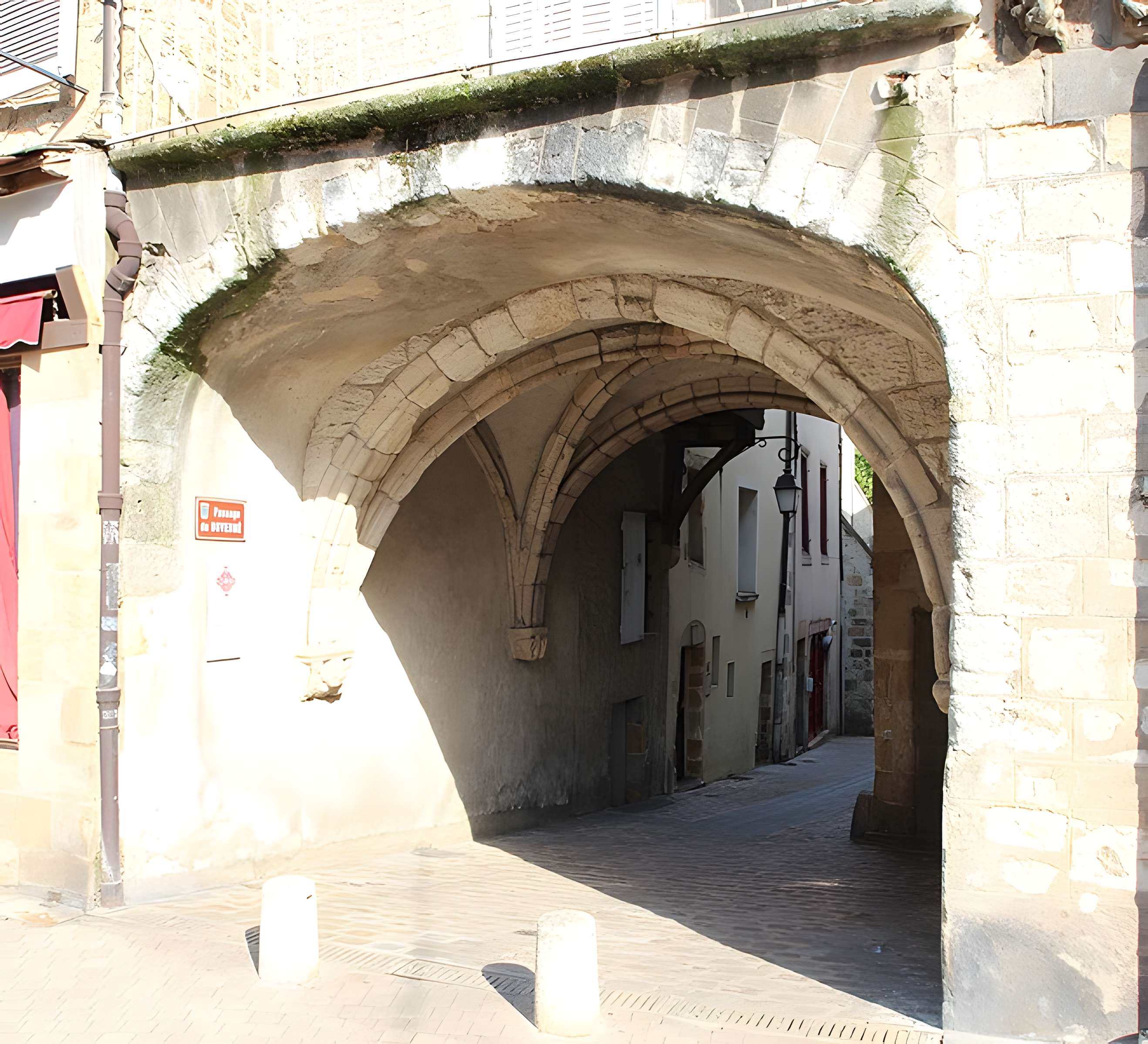 Passage du Doyenné de Montluçon
