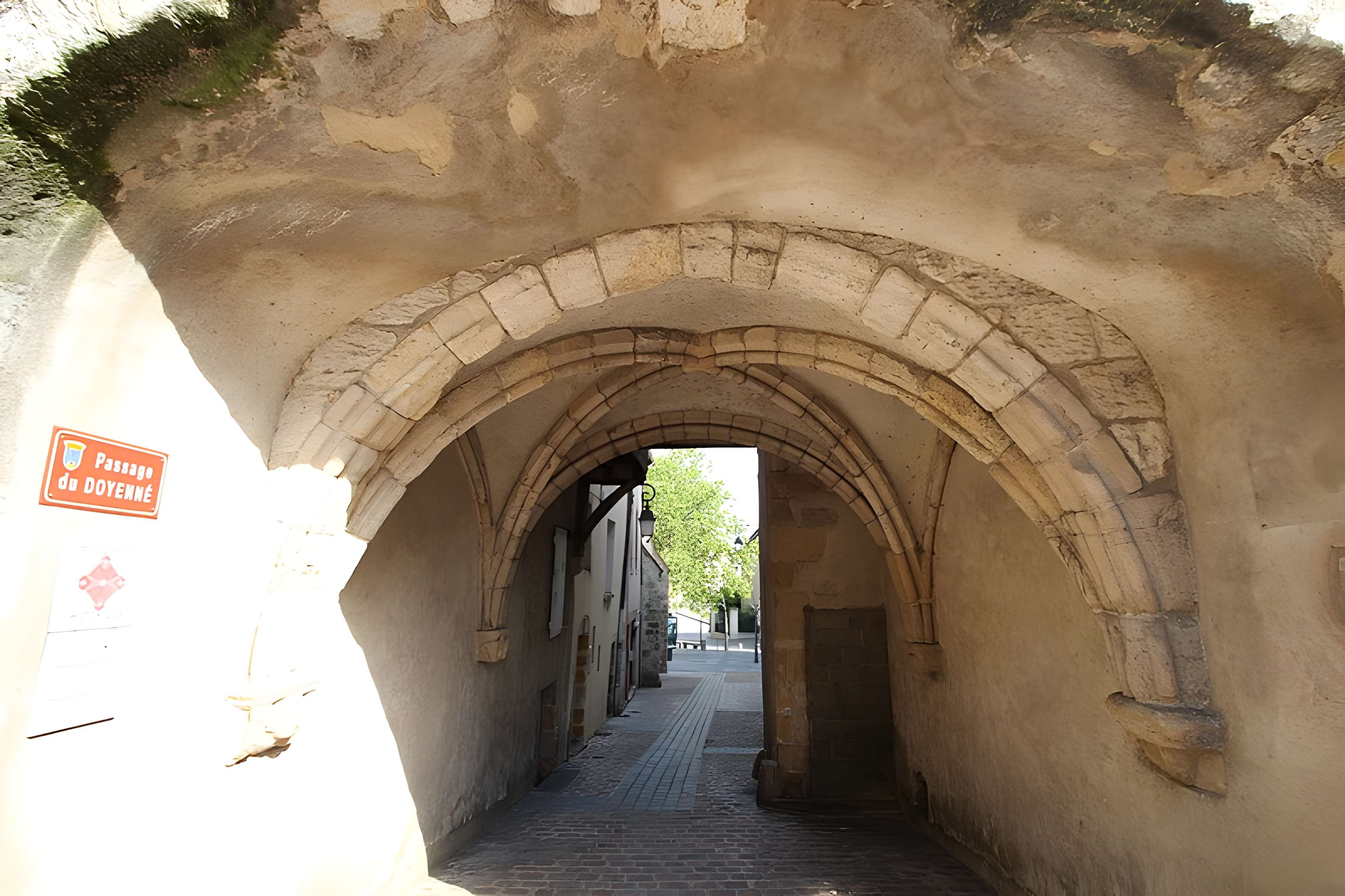 Passage du Doyenné de Montluçon