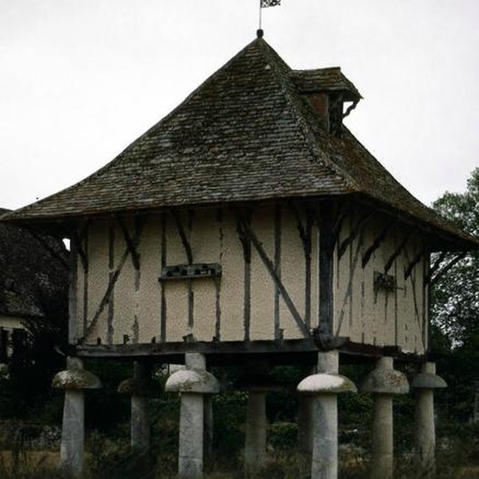 Photo de Pigeonnier du Manoir du Bout du Pont à Agnac