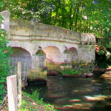 Pont dAveny sur lEpte de Montreuil-sur-Epte