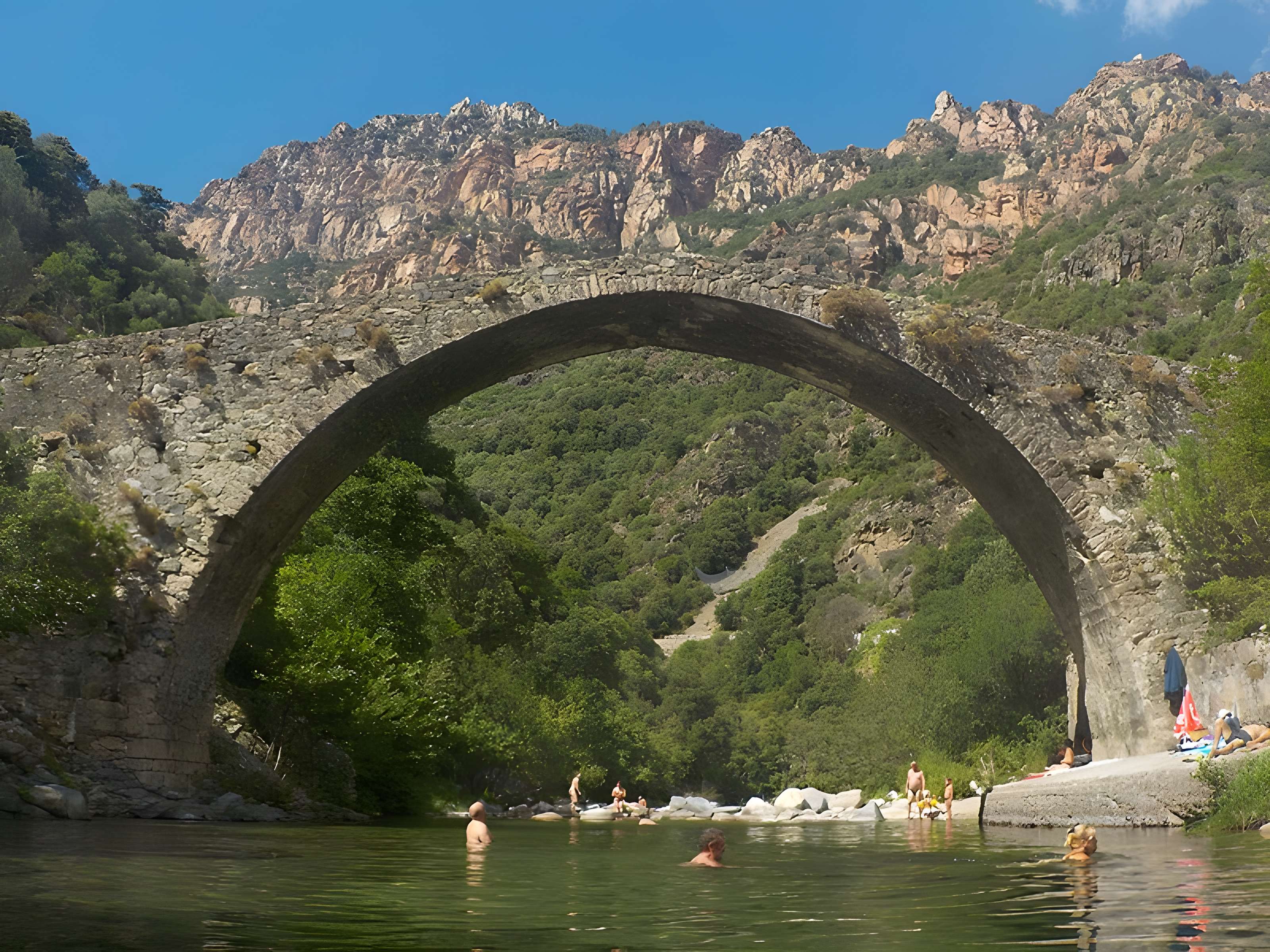 Pont de Pianella à Ota