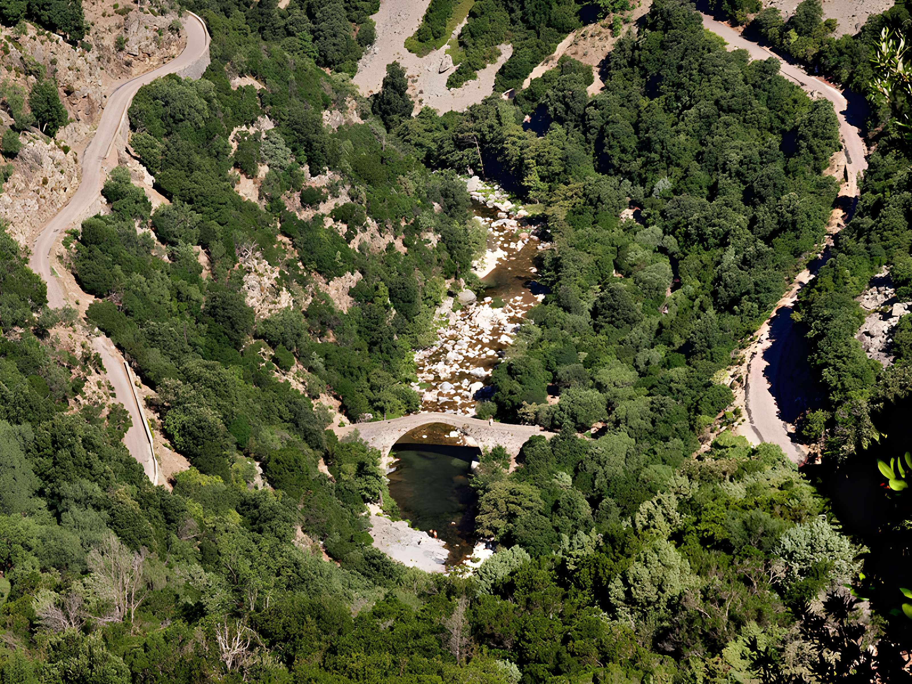 Pont de Pianella à Ota