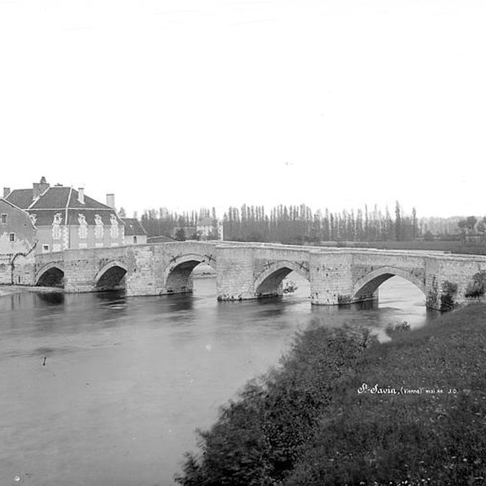 Photo de Pont de Saint-Savin