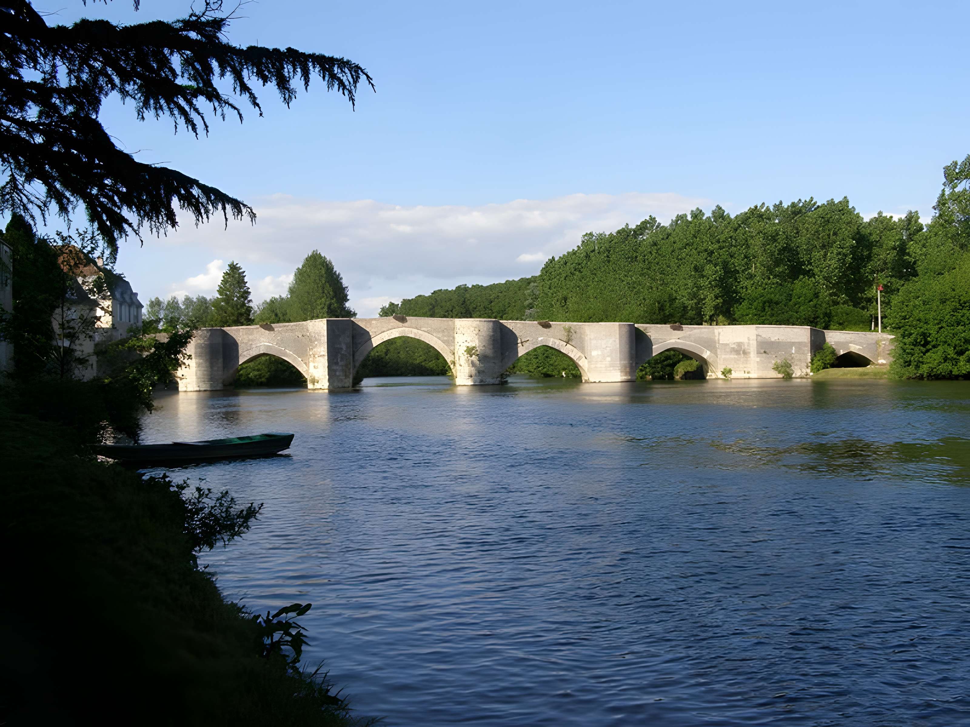 Pont de Saint-Savin