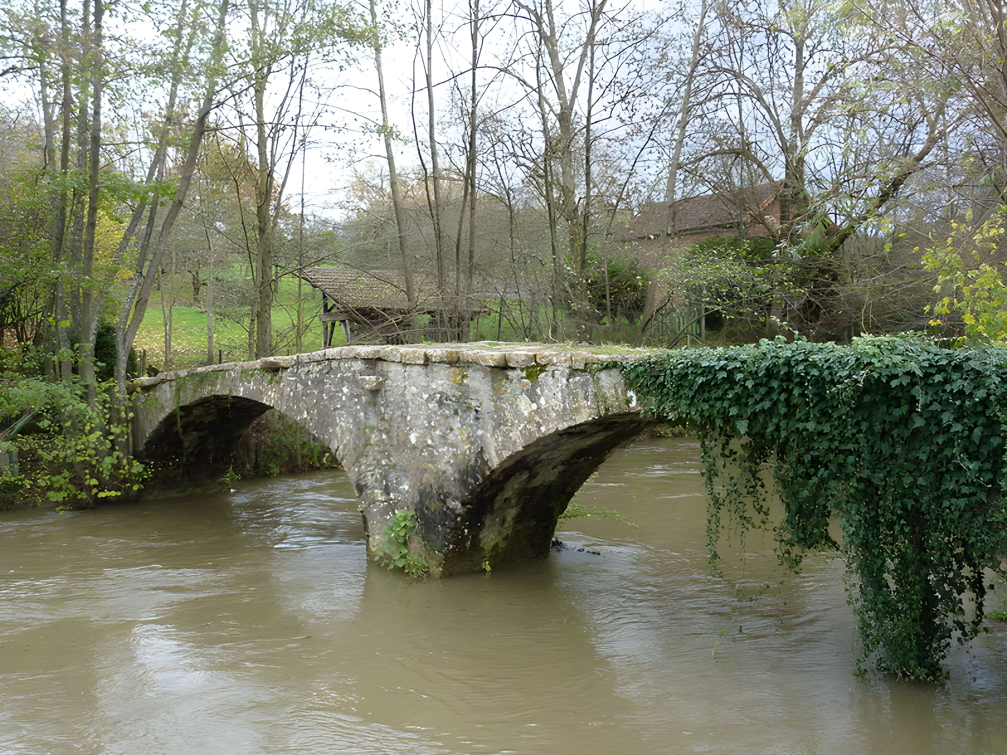 Pont des Romains de Venarey-Les Laumes