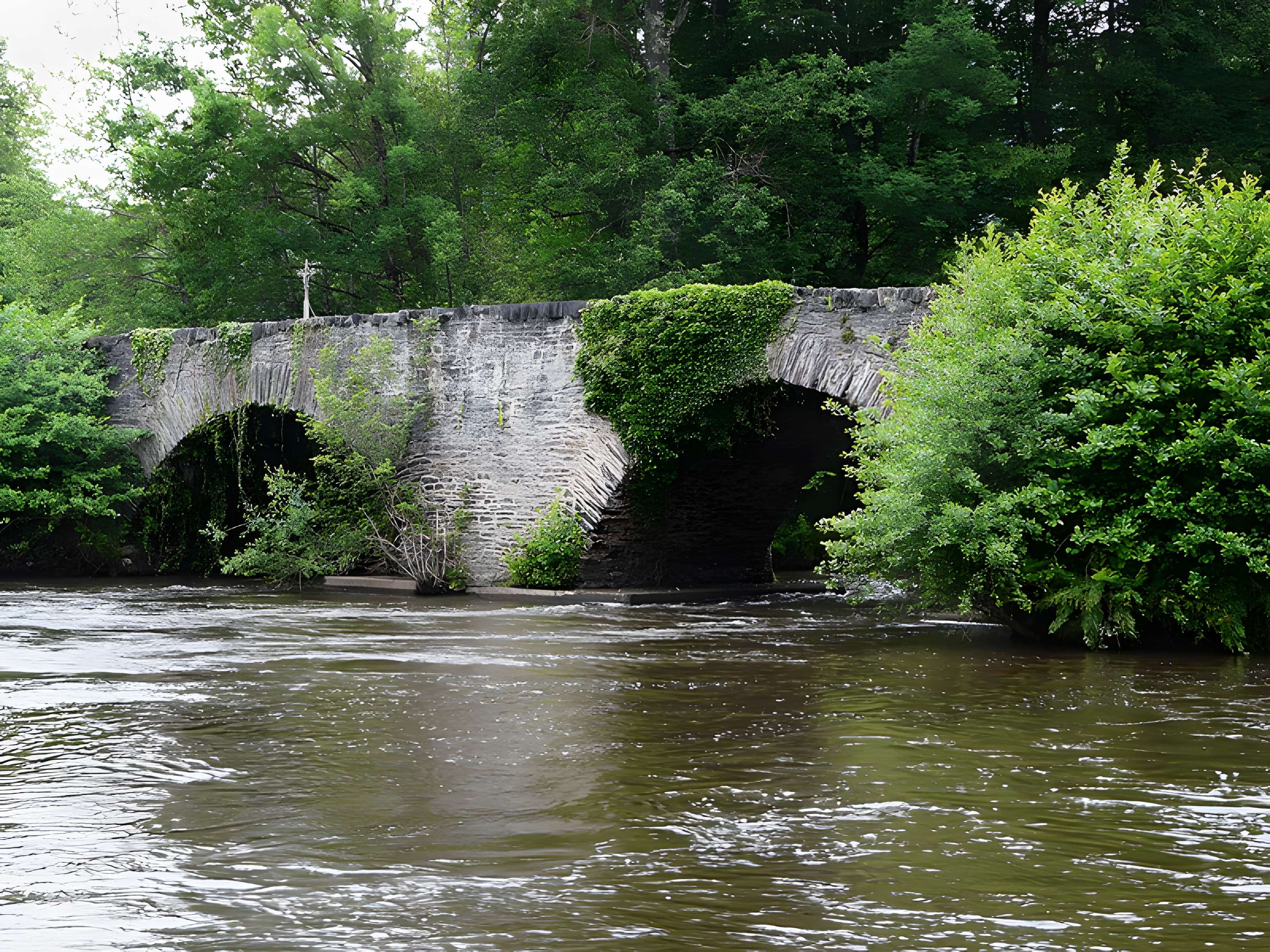 Pont du Saillant de Voutezac