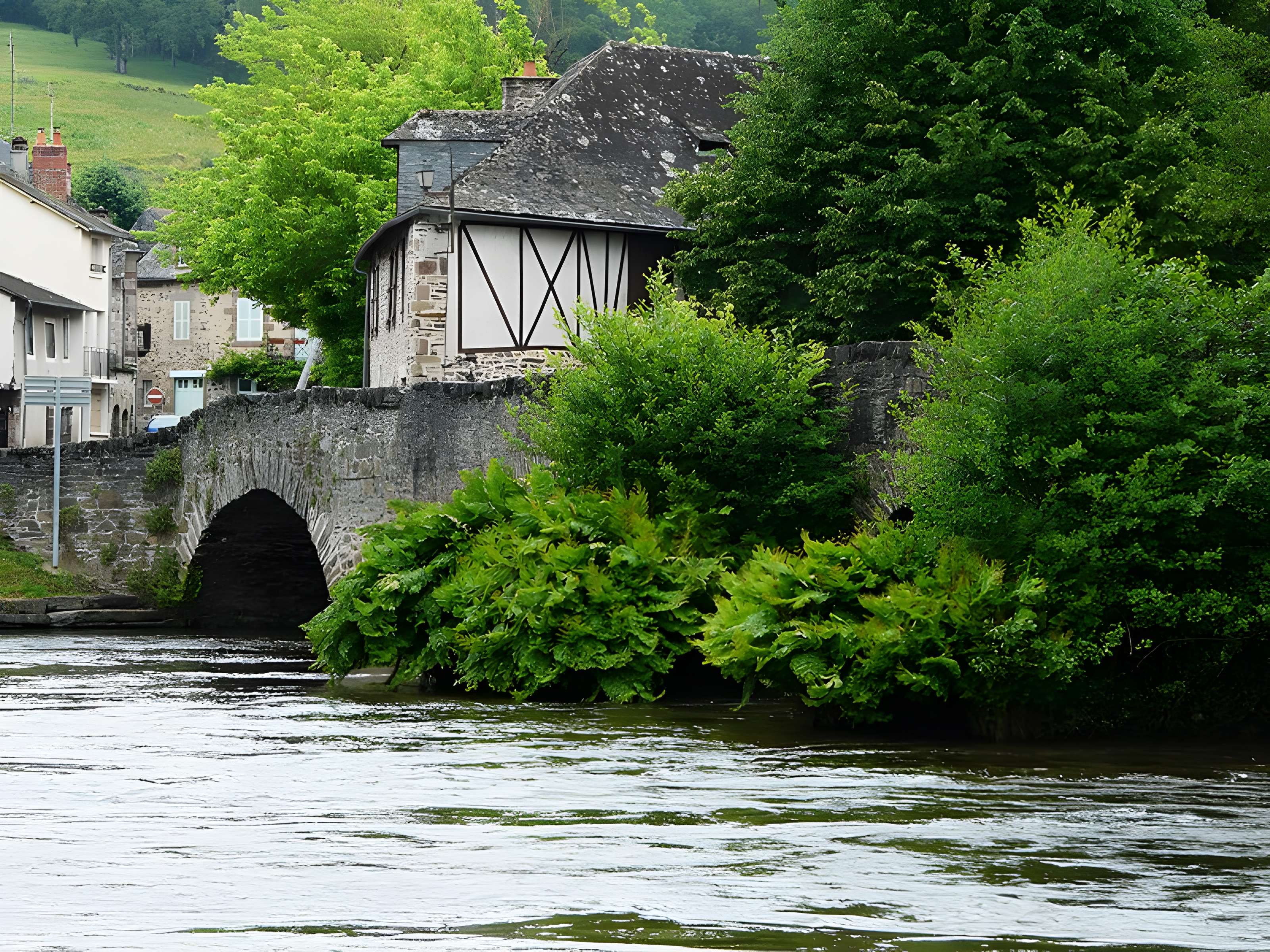 Pont du Saillant de Voutezac