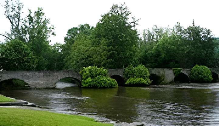 Pont du Saillant de Voutezac 