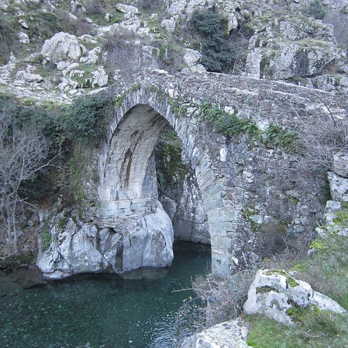 Photo de Pont génois dAscu à Asco