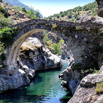 Pont génois dAscu à Asco