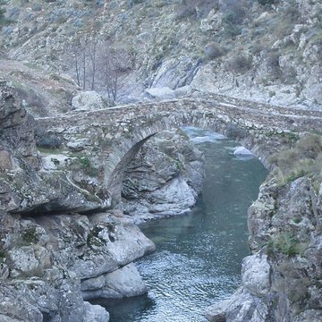 Pont génois dAscu à Asco