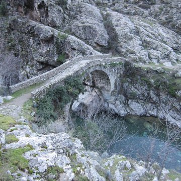 Pont génois dAscu à Asco