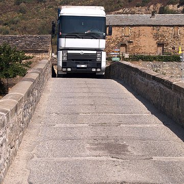pont genois sur le tavignano d altiani