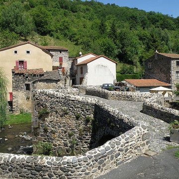 Pont médiéval de Saurier