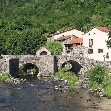 Pont médiéval de Saurier
