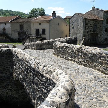 Pont médiéval de Saurier
