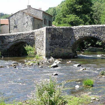 Pont médiéval de Saurier