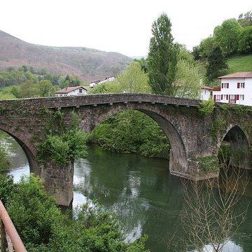 Pont Noblia sur la Nive à Bidarray