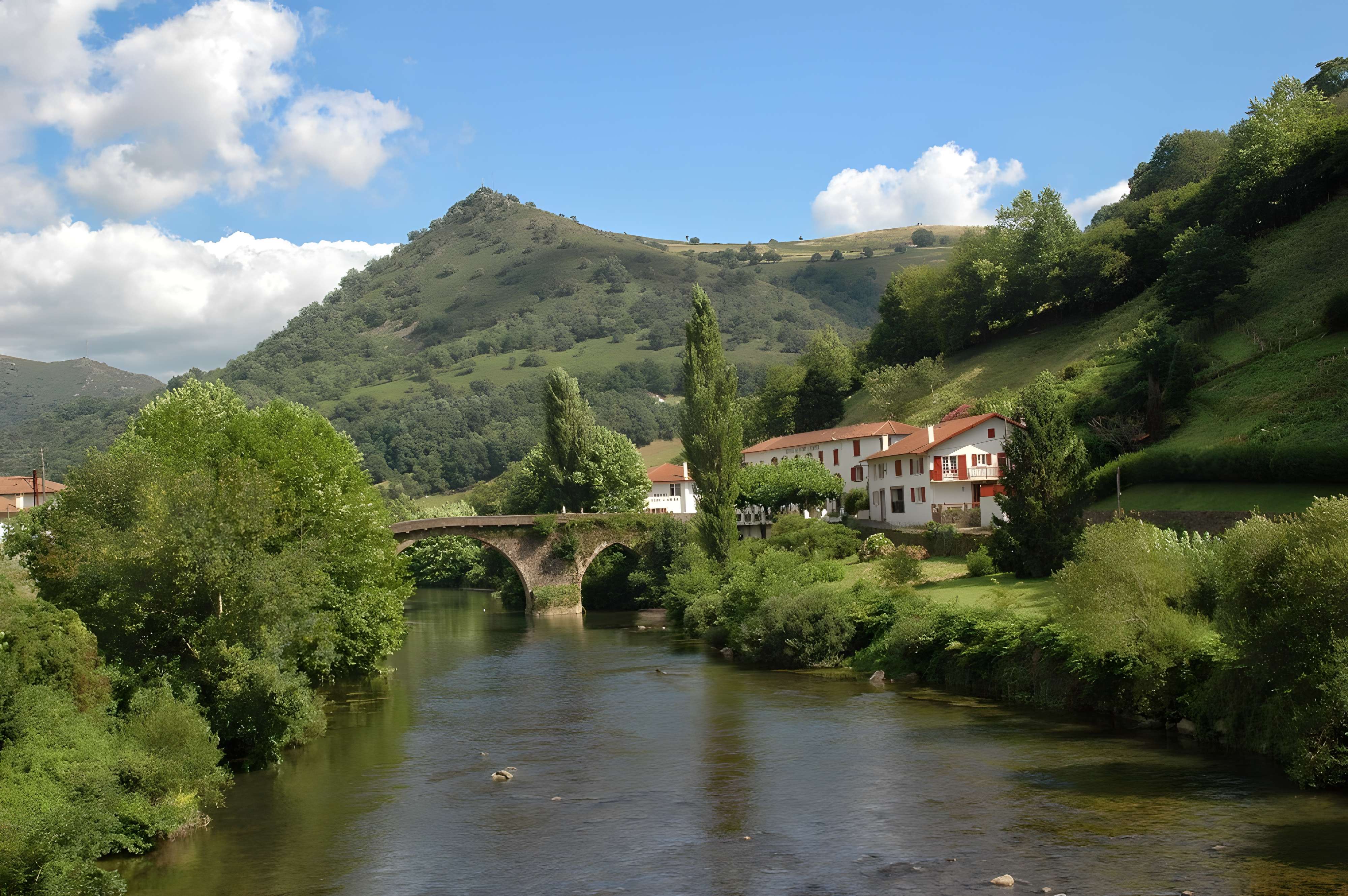 Pont Noblia sur la Nive à Bidarray 