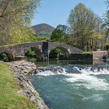 Pont romain sur la Nivelle à Ascain