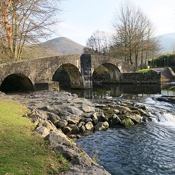 Pont romain sur la Nivelle à Ascain