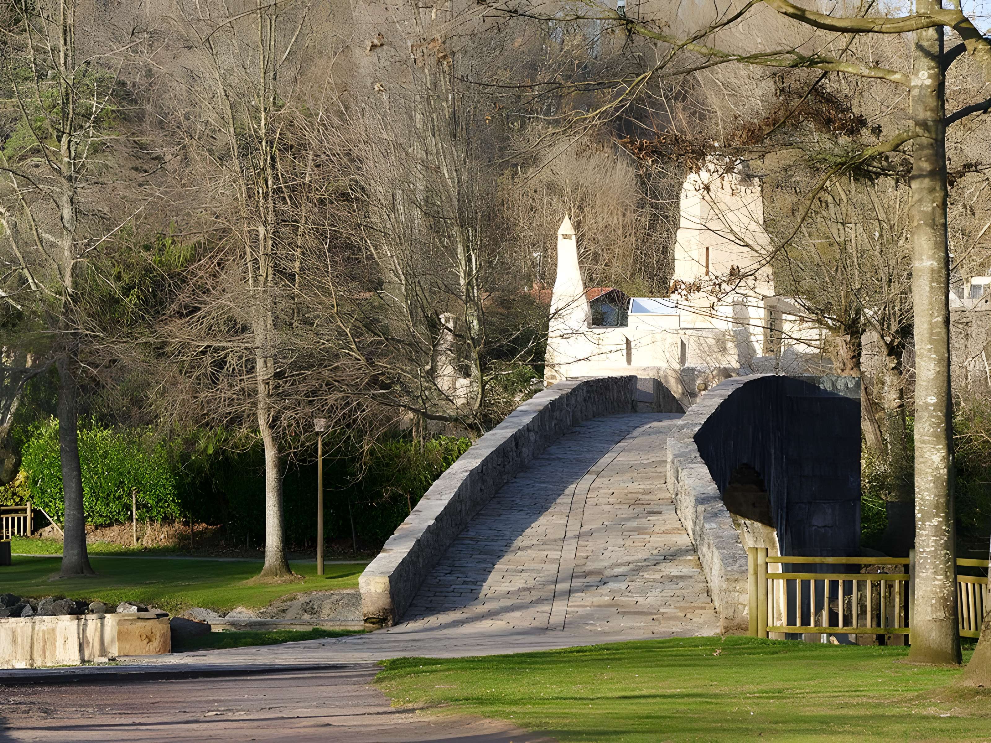 Pont romain sur la Nivelle à Ascain