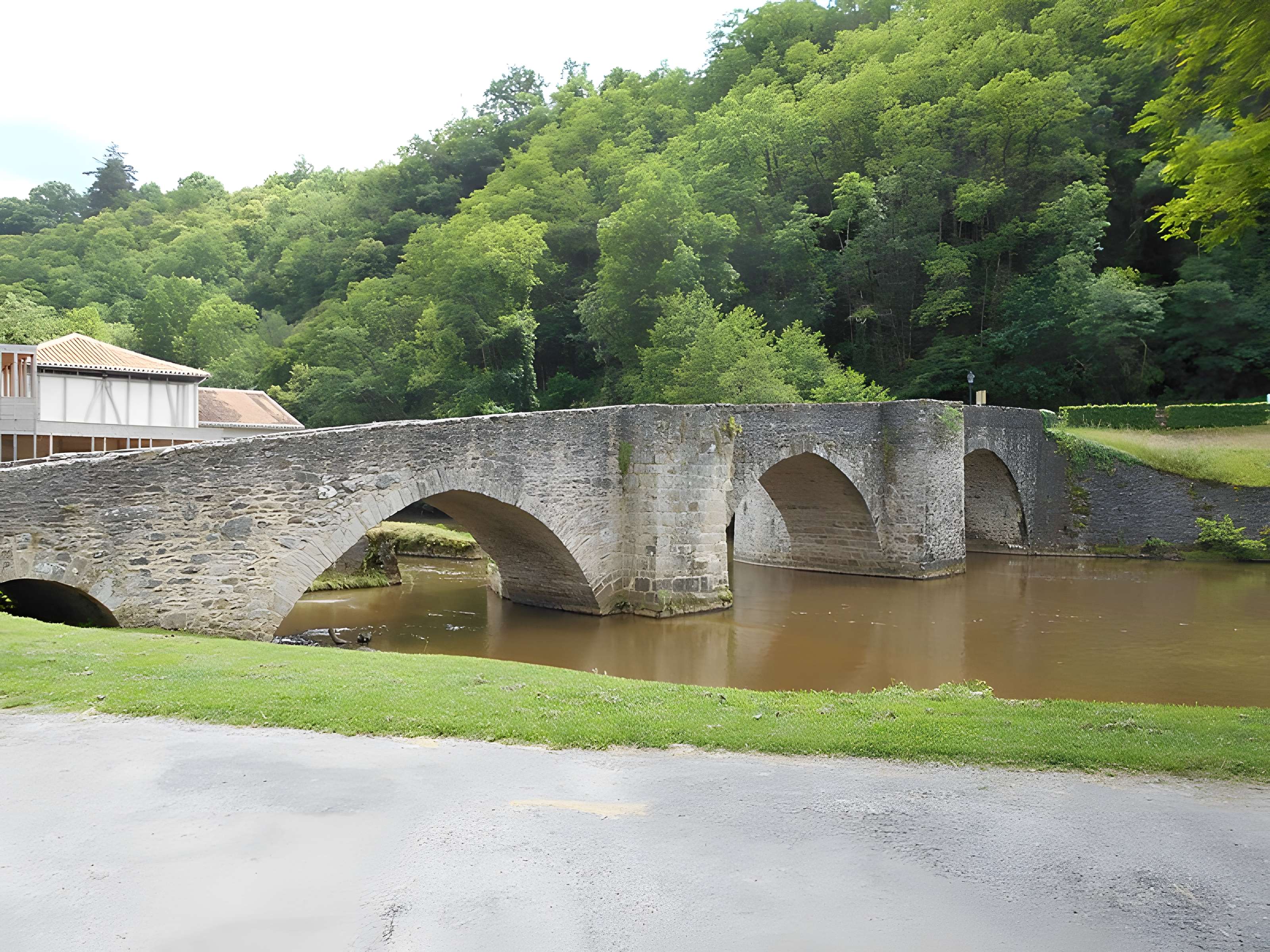 Pont sur la Briance de Solignac