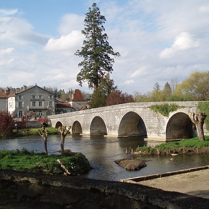 Photo de Pont sur la Dronne de Bourdeilles