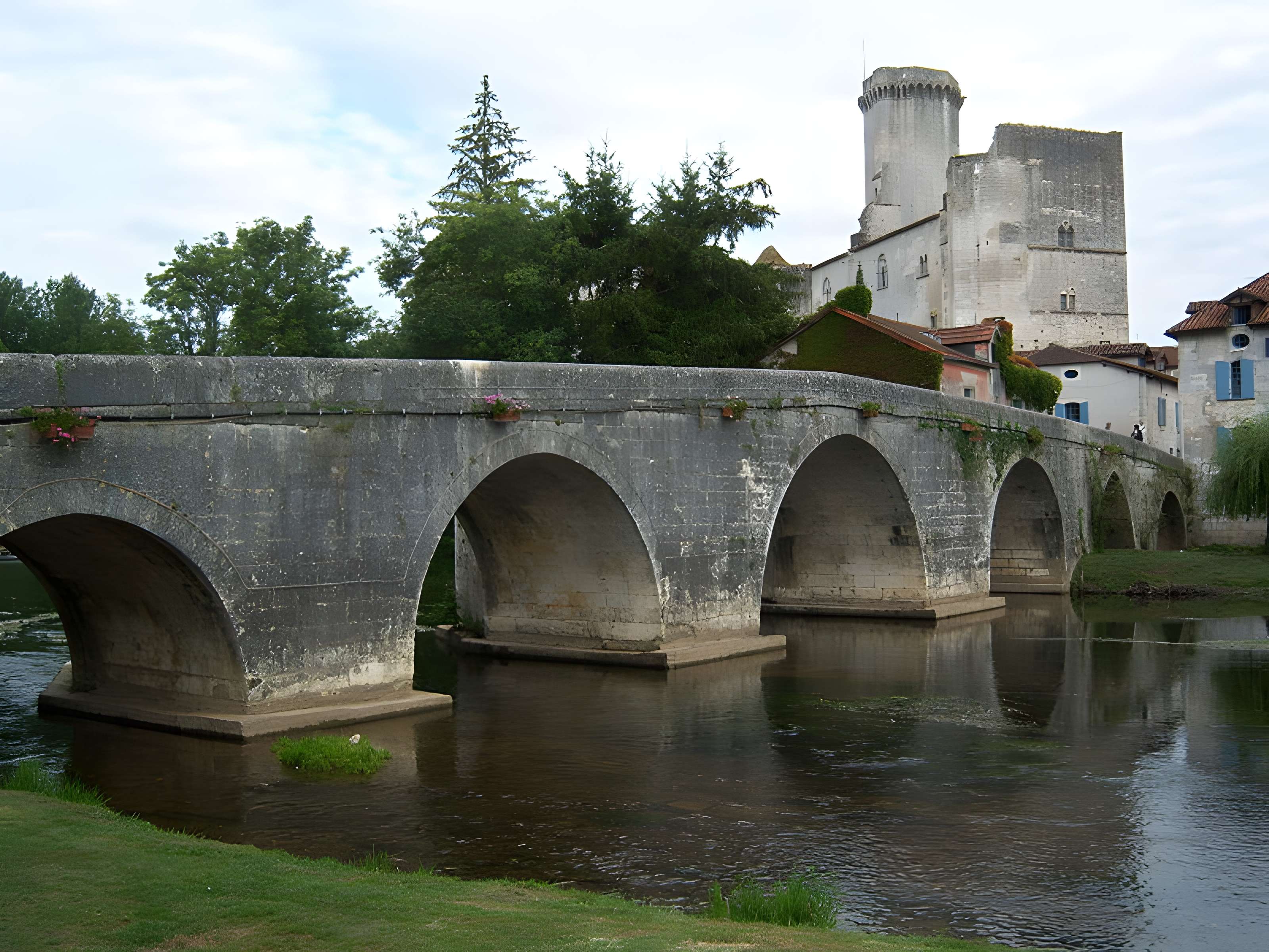 Pont sur la Dronne de Bourdeilles