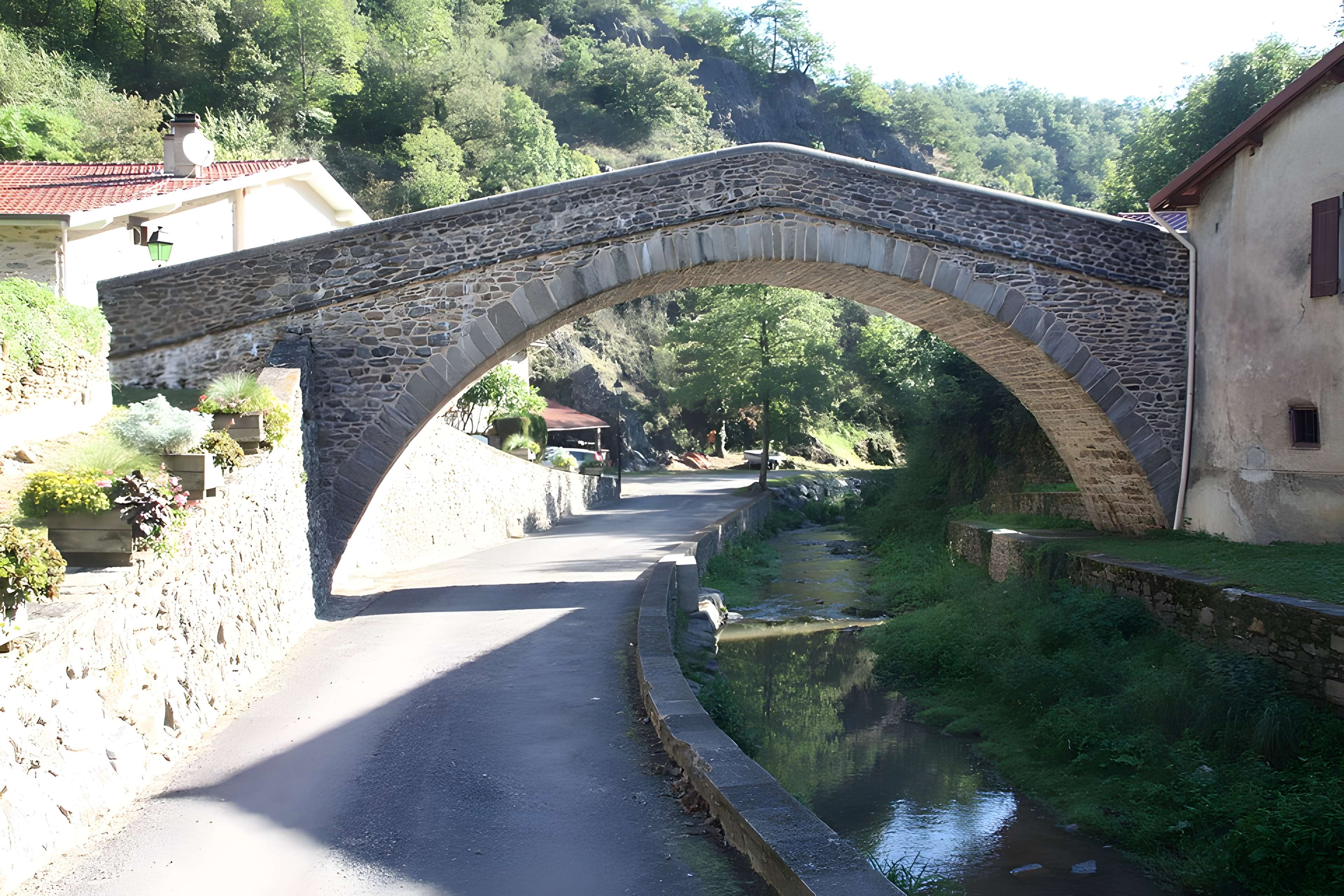 Pont sur la Durèze de Chagnon