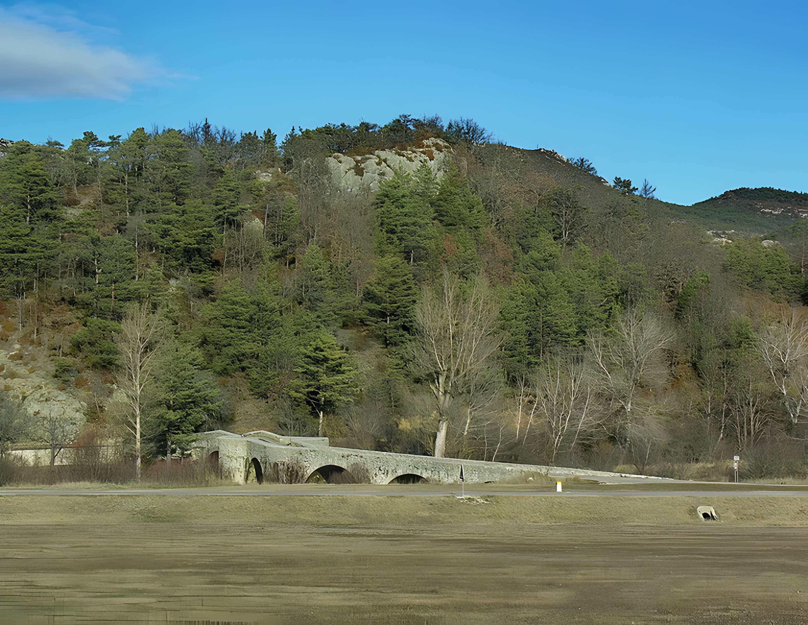 Pont sur l'Artuby à Comps-sur-Artuby